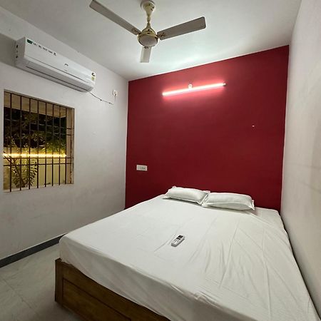 Arunachala Sashwin Guest House Tiruvannāmalai Esterno foto